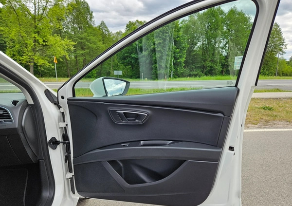 Seat Leon cena 43900 przebieg: 198000, rok produkcji 2014 z Ostrołęka małe 742